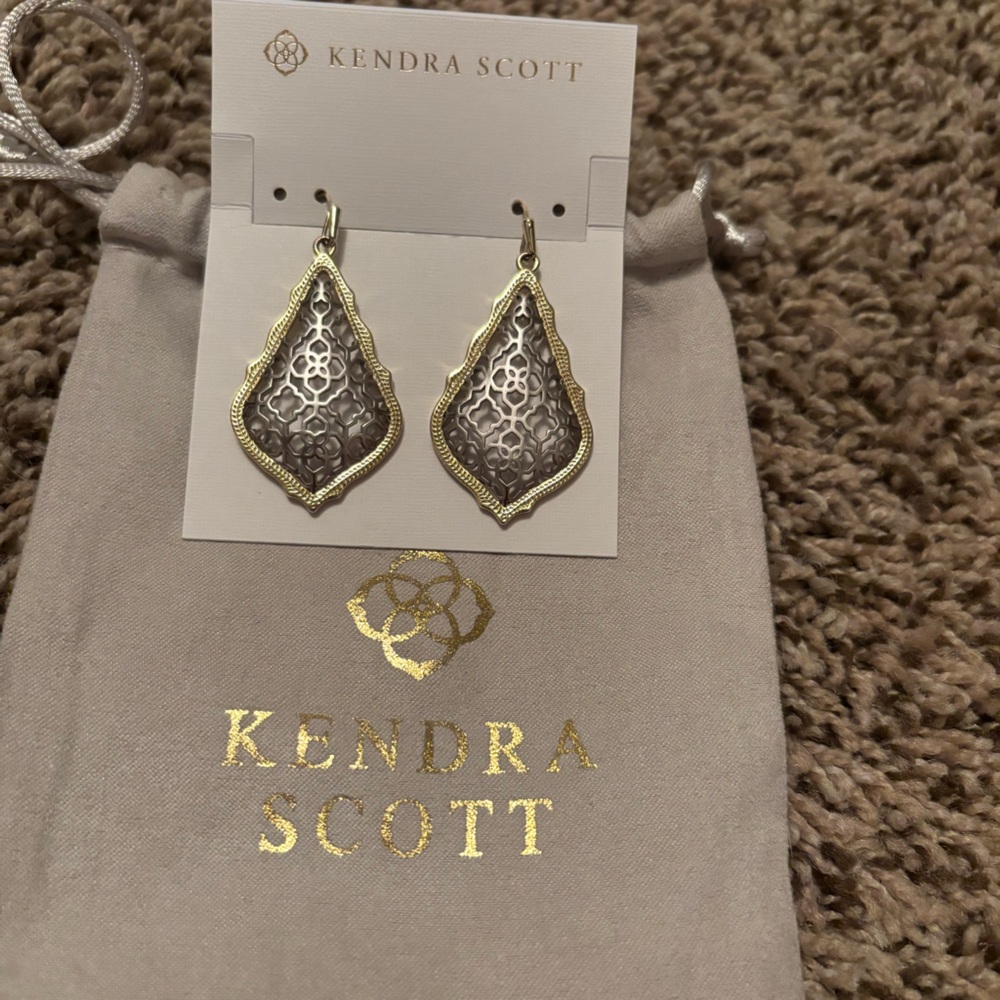 Kendra Scott Addie Gold Drop Earrings in Silver Filigree Mix